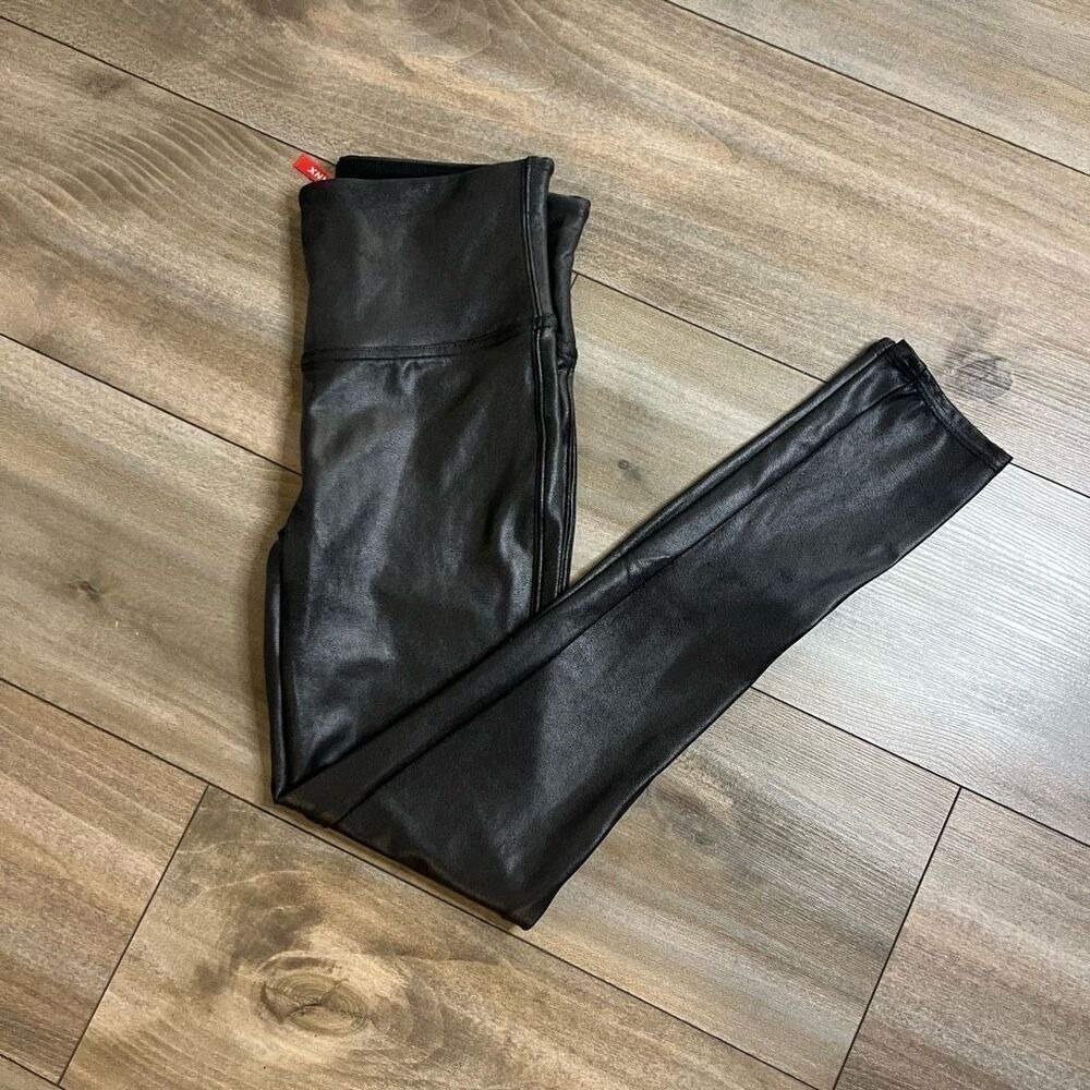Spanx Faux Leather Black Leggings Women Medium Bin‎ L-56